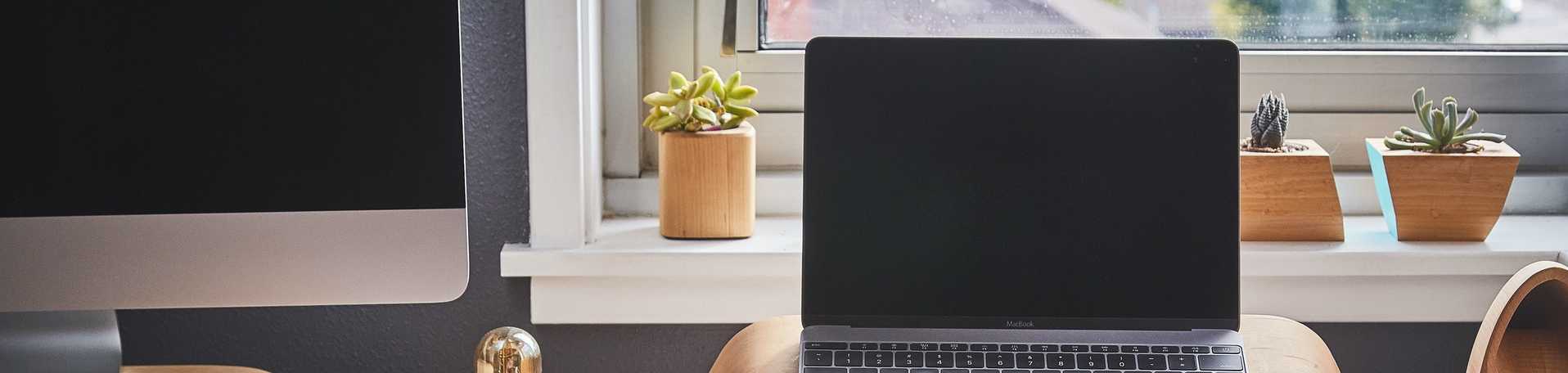 Erfolgreiches Arbeiten im Home Office Erfolgreiches Arbeiten im Home Office